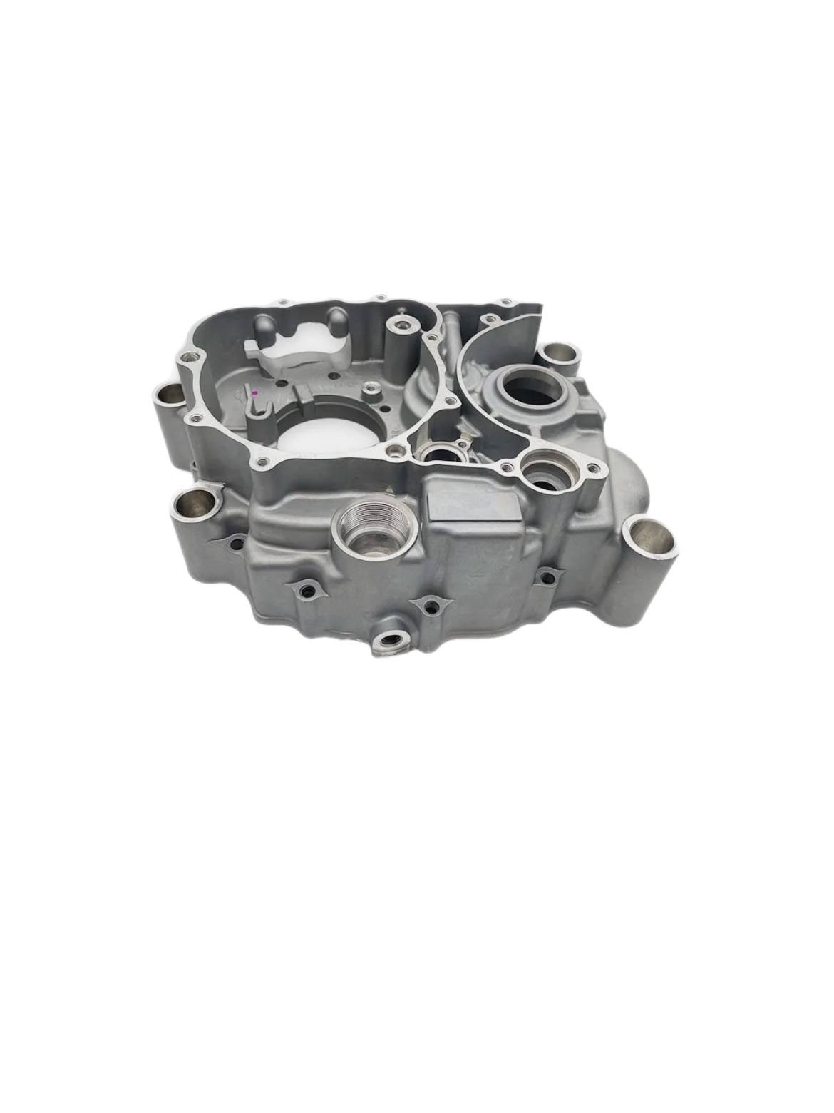Картер двигателя правый YB250R оригинал Loncin