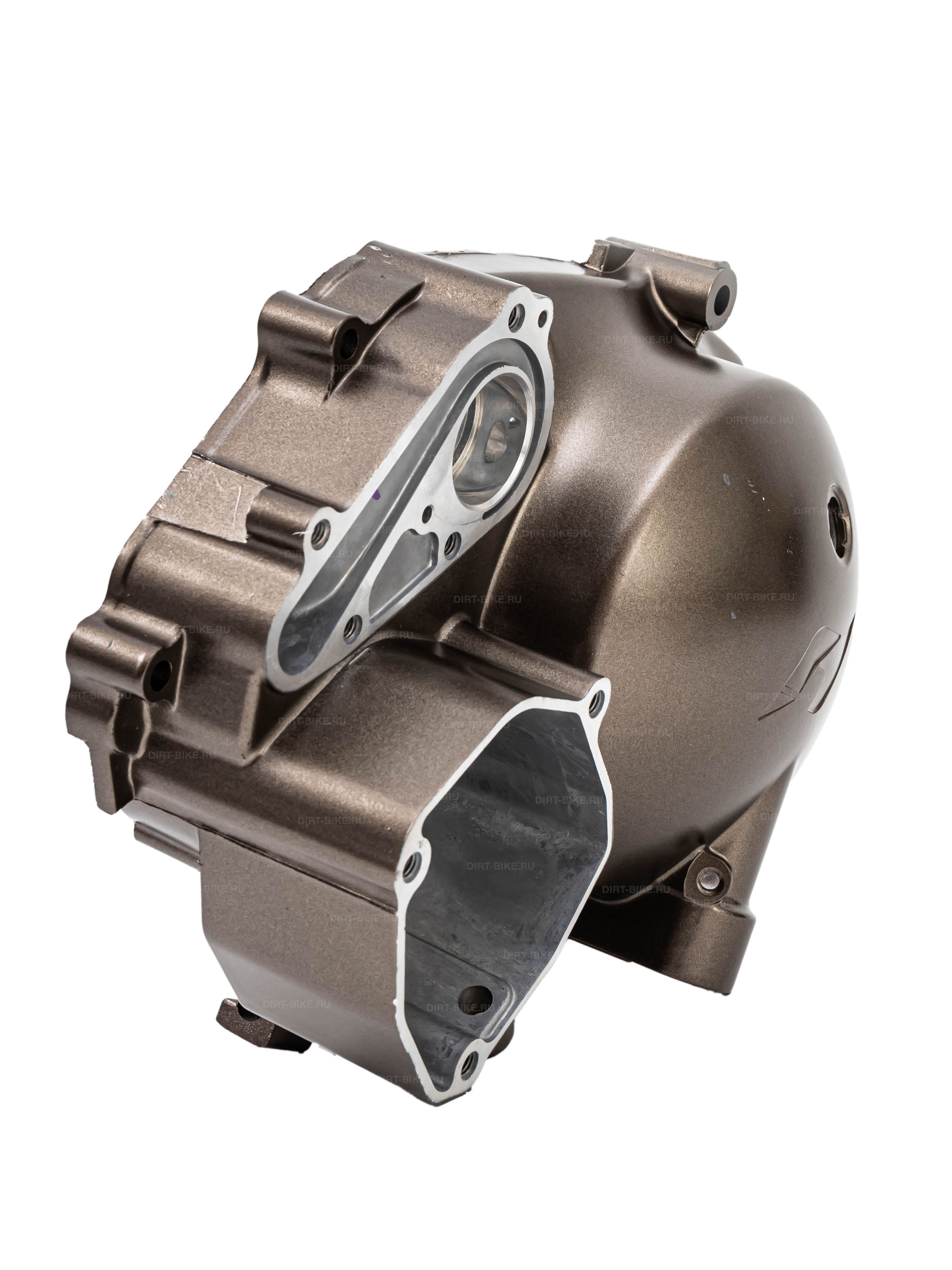 Крышка картера правая двигателя MT250, DT230, MT230, DT250