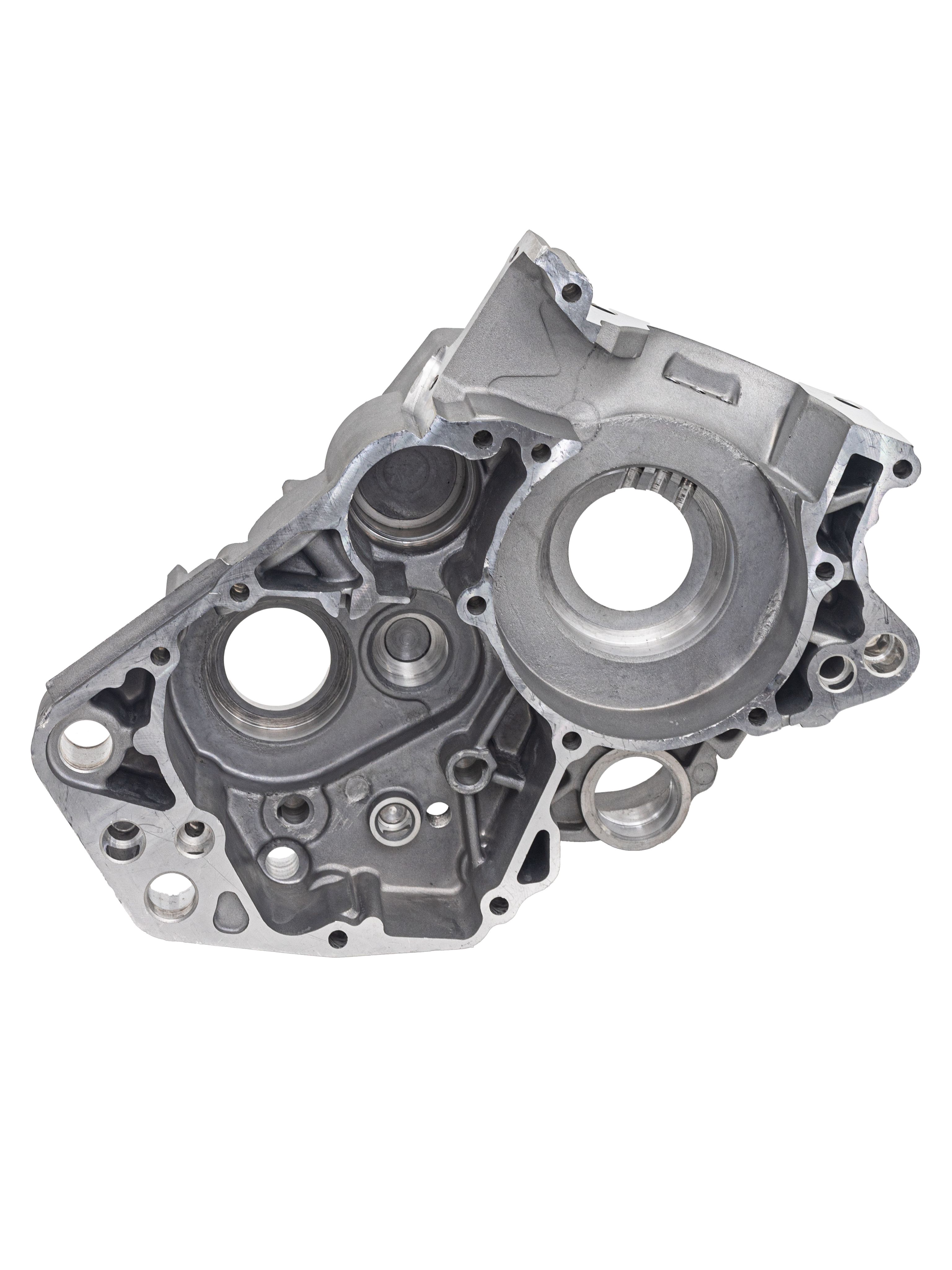 Картер двигателя левый MT250 оригинал Loncin